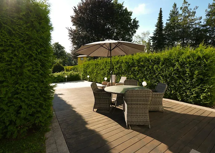 In بيت للعطل